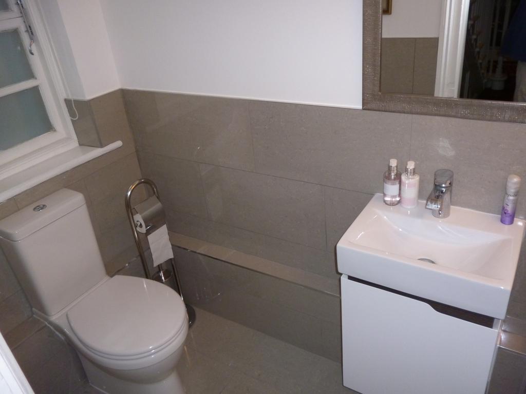 Kings House Wokingham Guest House Стая снимка